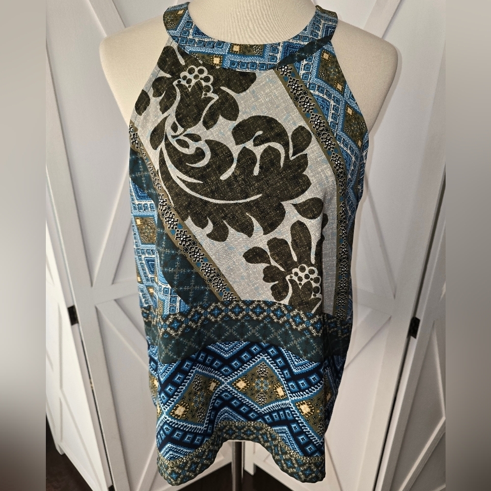 Monteau Women's Sleeveless Patterned Top